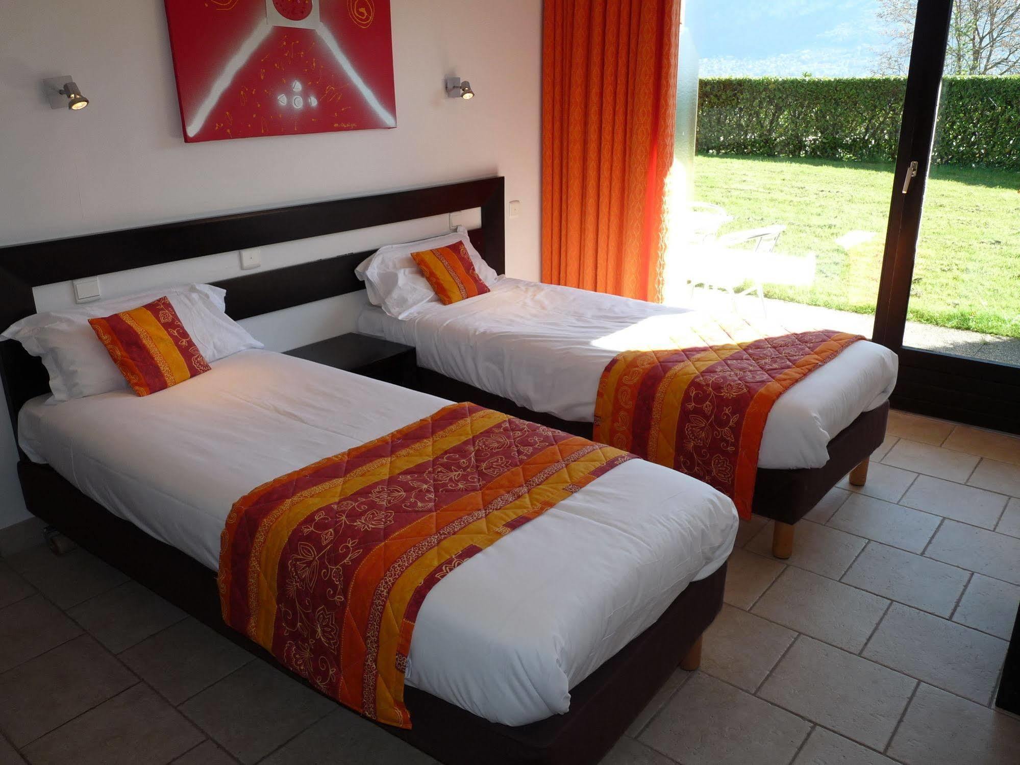 Aparthotel Residel 2*